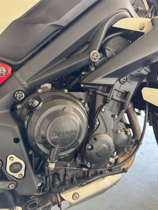 TRIUMPH STREET TRIPLE 675 ABS TRIUMPH STREET TRIPLE 675 ABS